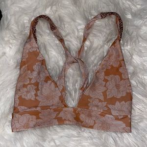 Acacia Crossback Bikini Top!!